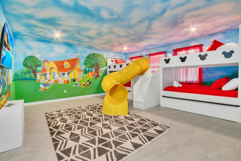 Mickey’s Retreat /Pool With Water Slide/ Game Room